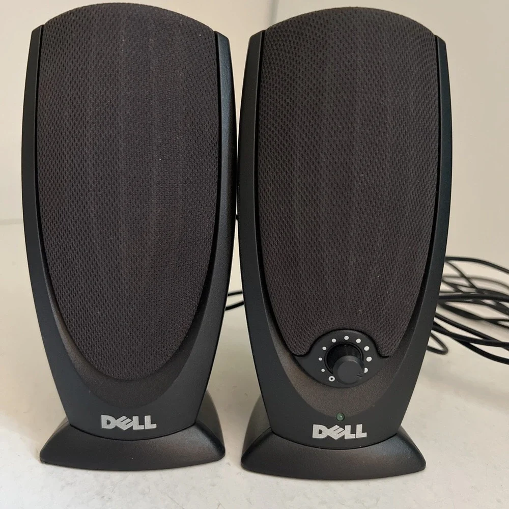 Dell A215 Multimedia 2 Channel Computer Speakers - No AC Adapter